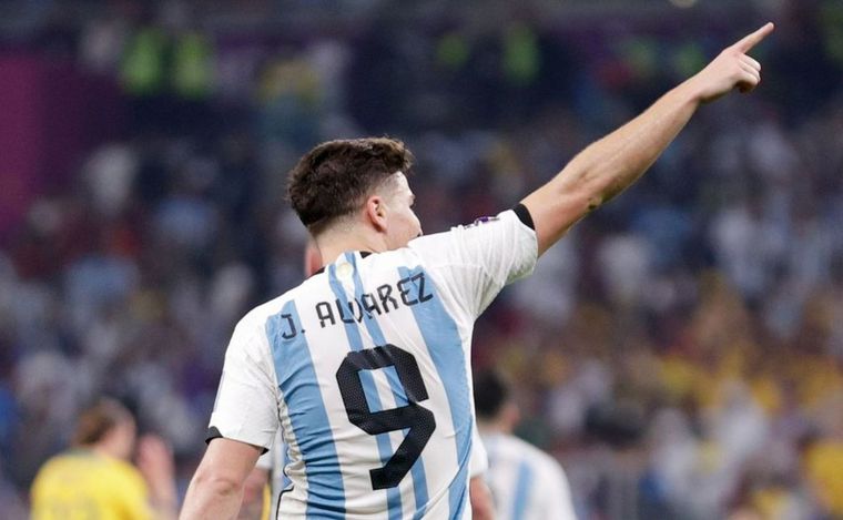 Alvarez Menyegel Kemenangan argentina Kualifikasi Piala Dunia temp